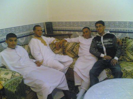 hadi f khatr l3arbi